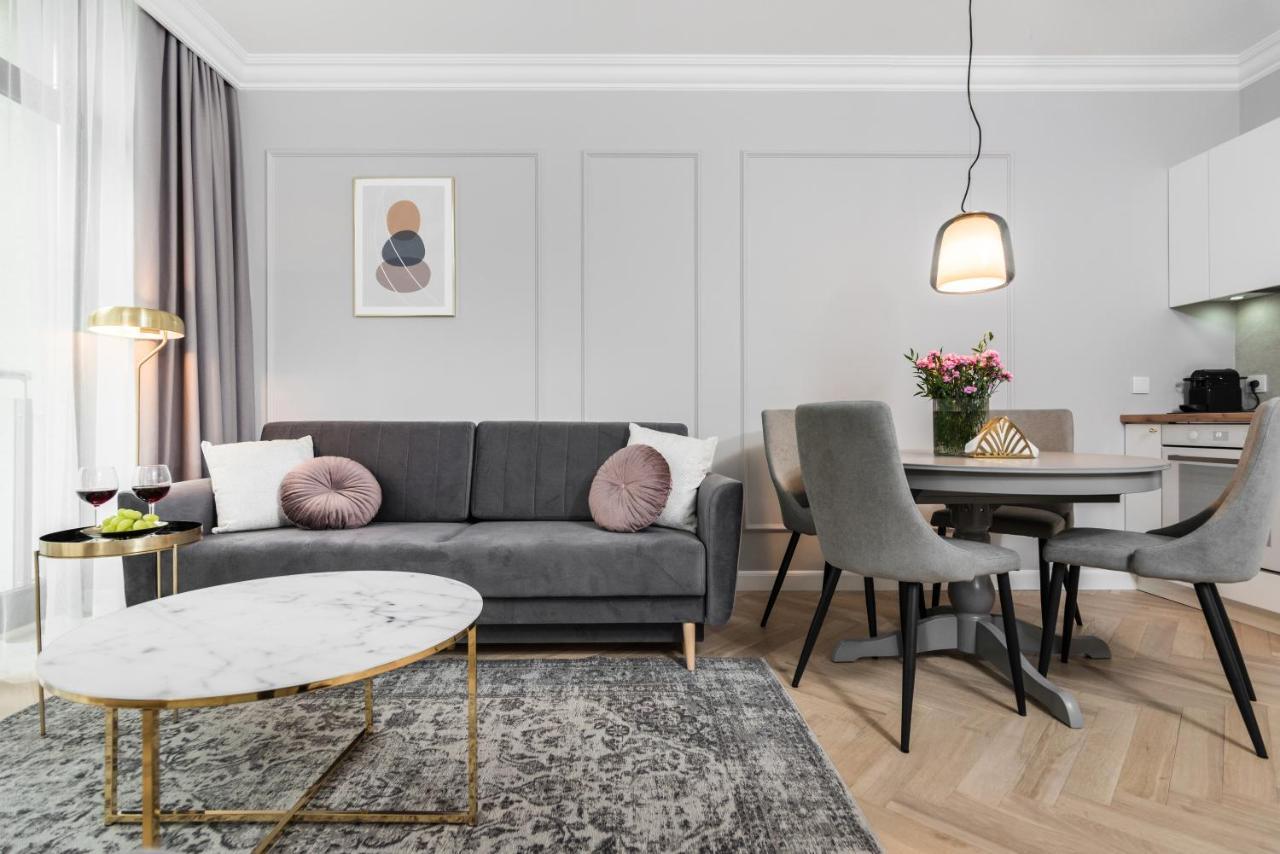 Wielopole17 Miro Apartment With Ac Krakow Luaran gambar
