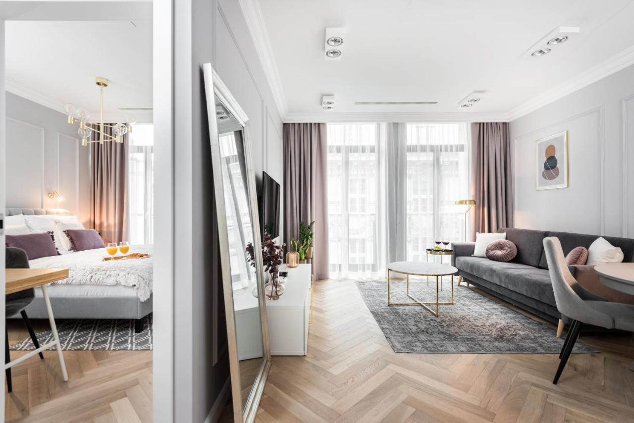 Wielopole17 Miro Apartment With Ac Krakow Luaran gambar